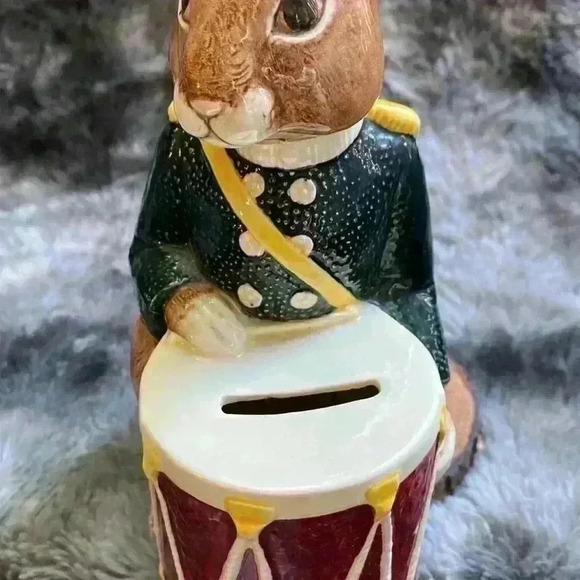 Vintage Royal Doulton's Bunnykins Bunny  Bank - Picture 9 of 15